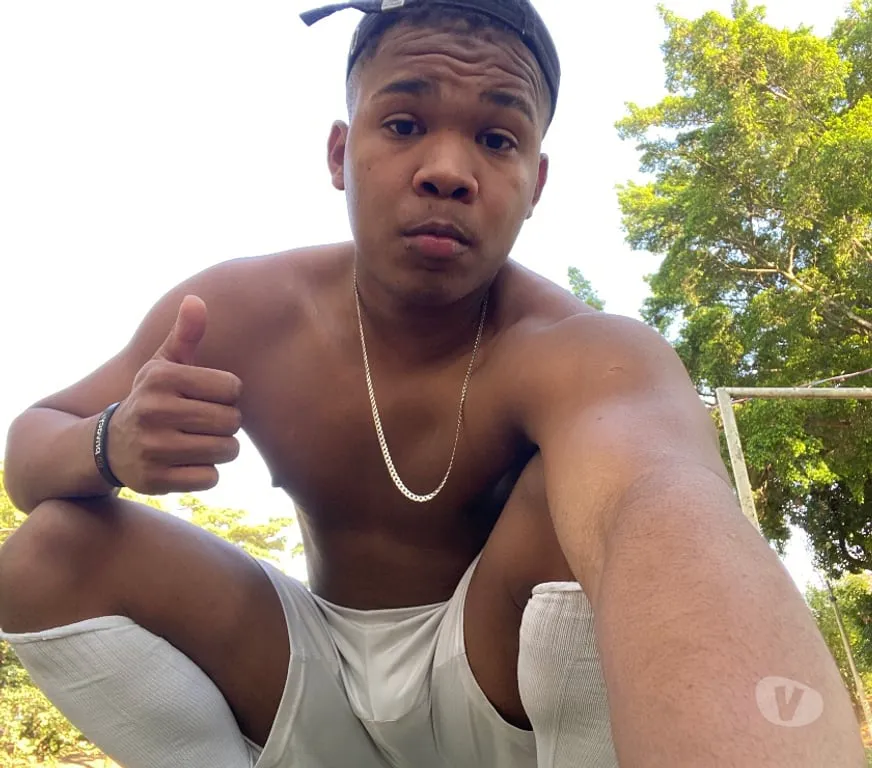 Escorts Bristol, England 19-year-old dominant heterosexual male🇧🇷