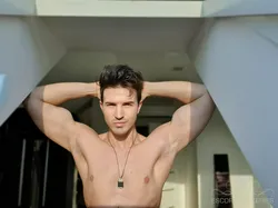 Escorts Bratislava, Slovakia Adeno