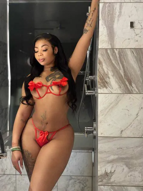 Escorts Tampa, Florida 🟡💝💖🟢Hi, I’m Reyna I’m new to the area. 100% Latin, available