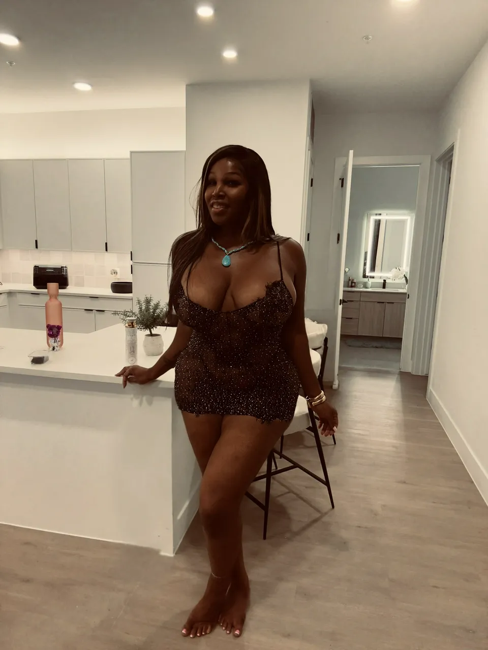 Escorts Austin, Texas ROXIE