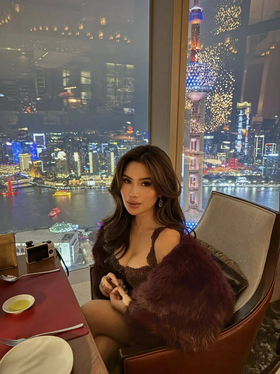 Escorts Makati City, Philippines Jeannine - VIP Companion