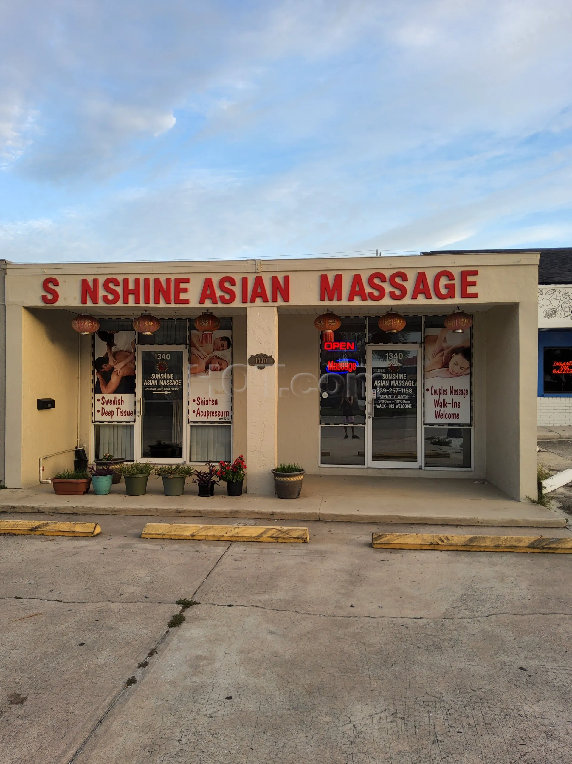 Cape Coral, Florida Sunshine Massage