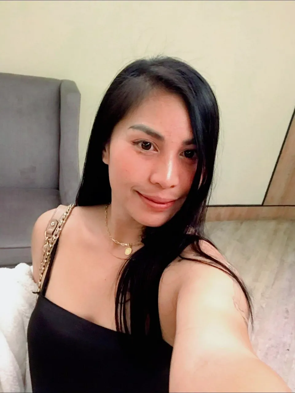 Escorts Cebu City, Philippines Anna