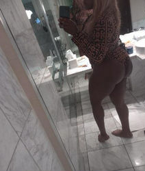 Escorts Las Vegas, Nevada sexy black chic in the valley ass fat and mouth wet wat up