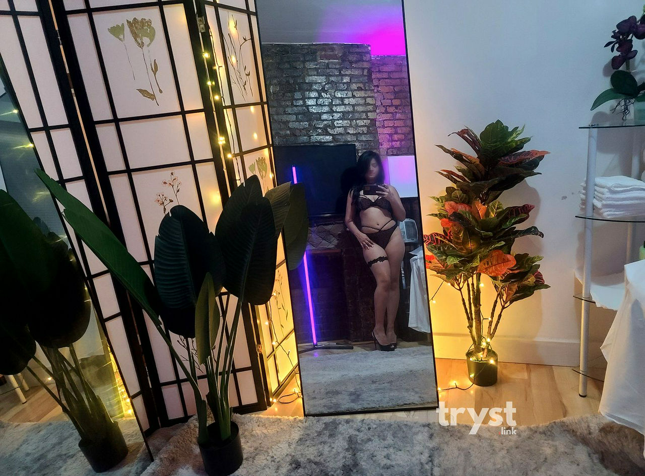 Escorts The Bronx, New York Nylah East Indian | Bodyrub