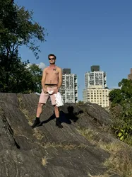 Escorts New York City, New York Stanzabeast
