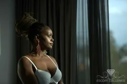 Escorts Rosenheim, Germany Pitti