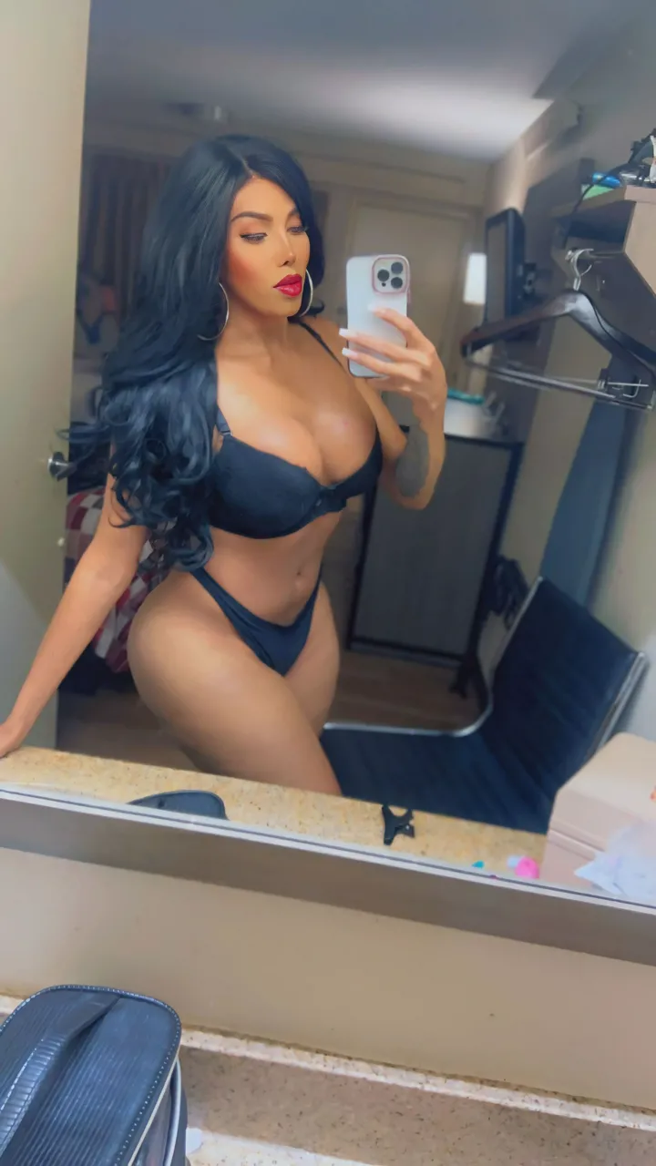 Escorts Saddle Brook, New Jersey Valentina