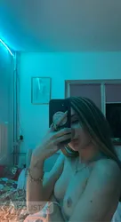 Escorts Kingston, Ontario hot sexy girl horny tight pussy need for hookup available rn