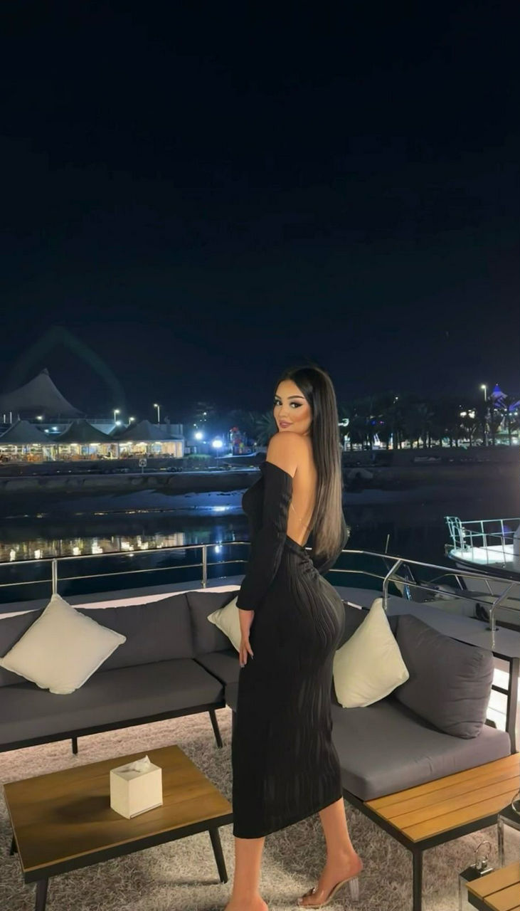 Escorts Abu Dhabi, United Arab Emirates Kamar