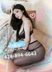 Escorts Oklahoma City, Oklahoma New💯❤️BBFS♋️BBBJ♋️NURU❣️FS🌸Gfe㊙️☎️SEXY👙YOUNG💖 69 kisses -