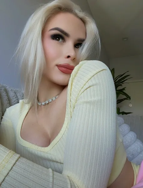 Escorts Hollywood, California Madelyn visiting💕