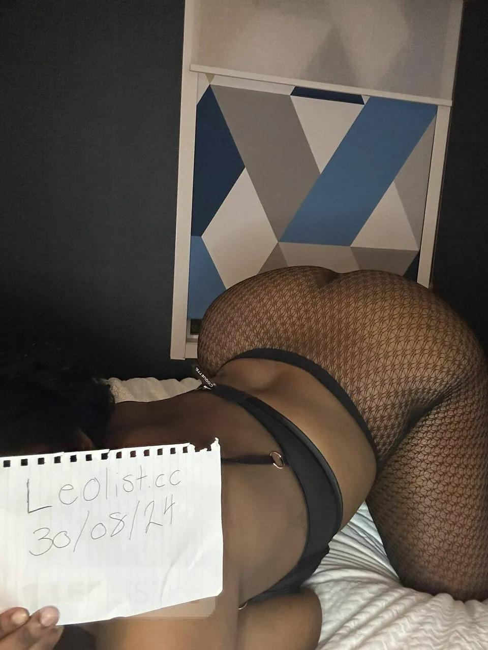 Escorts Cambridge, Ontario new in town busty thick ebony goddess ready to squirt