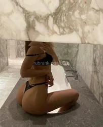 Escorts Orlando, Florida Naughty Masseuse ☺️?