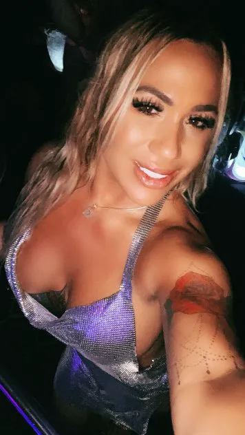 Escorts Miami, Florida Naty 🔥 | Cuban honey