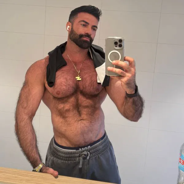 Escorts Barcelona, Spain DARIOOWEN