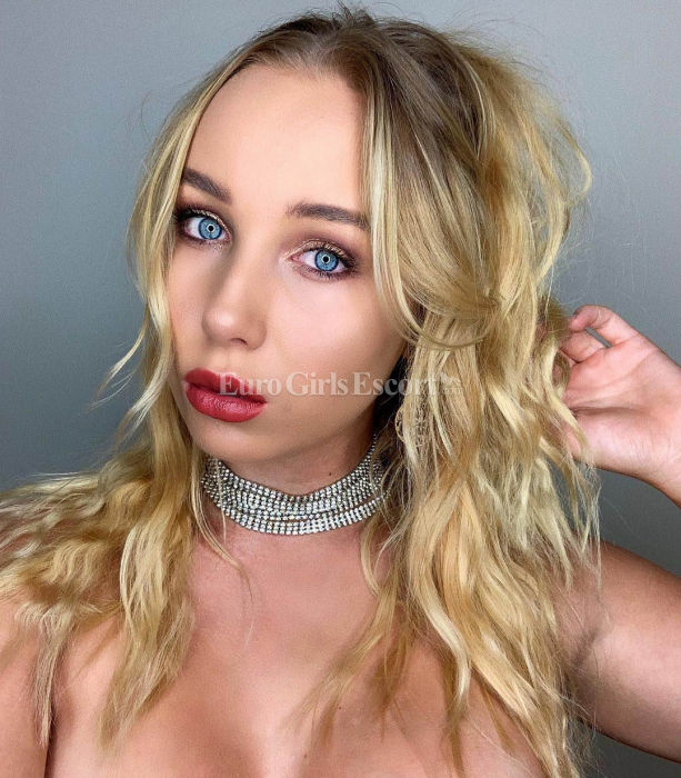 Escorts London, England Svetlana
