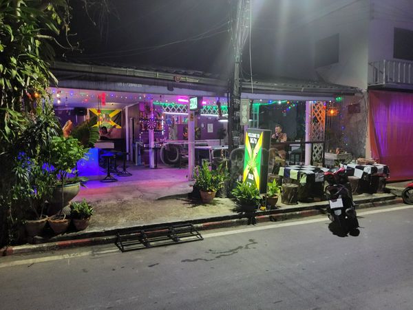Beer Bar / Go-Go Bar Ko Samui, Thailand Mj's Bar