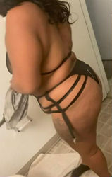 Escorts California OUTCALLS ONLY OUTCALLS ONLY 🚨 BBW 😌💦 Soft Fat Ass 🍑 SWEET TREAT🍭😋.... 😝🍭 W/ A CURVY BODY 🥰 FAT JUICY KITTY 🐱 ❤ ALWAYS WET 💦💦