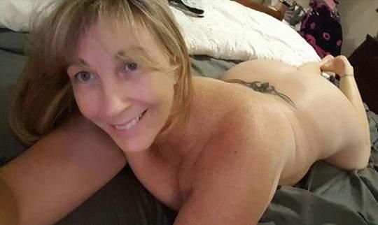 Escorts Meadville, Pennsylvania 💚💚💋43 Years Divorced Older sexy Mom💚Fuck Me Totally Free💋💚