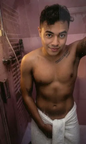 Escorts Vienna, Austria AlejandroGXL