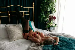 Escorts Canberra, Australia Ella Massage 


