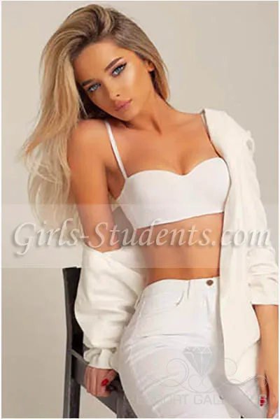 Escorts Paris, France Petra