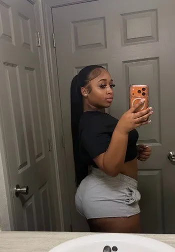 Escorts Sioux Falls, South Dakota PLEASE READ BEFORE TEXTING❤‍🔥$50 BOOKING ADVANCE REQUIRED🌟PARTY FRIENDLY👩‍❤️‍👩2 GIRL SPECIAL💥INCALL & OUTCALLS👩‍NURU MASSAGE📱FACETIME SERVICE🎬PREMIUM VIDEOS💥️DROPBOX SELL💎AVAILABLE 24/7🌿 - 27