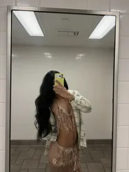 Escorts St. Louis, Missouri ISABELLA 8.5’ 🍆 😈