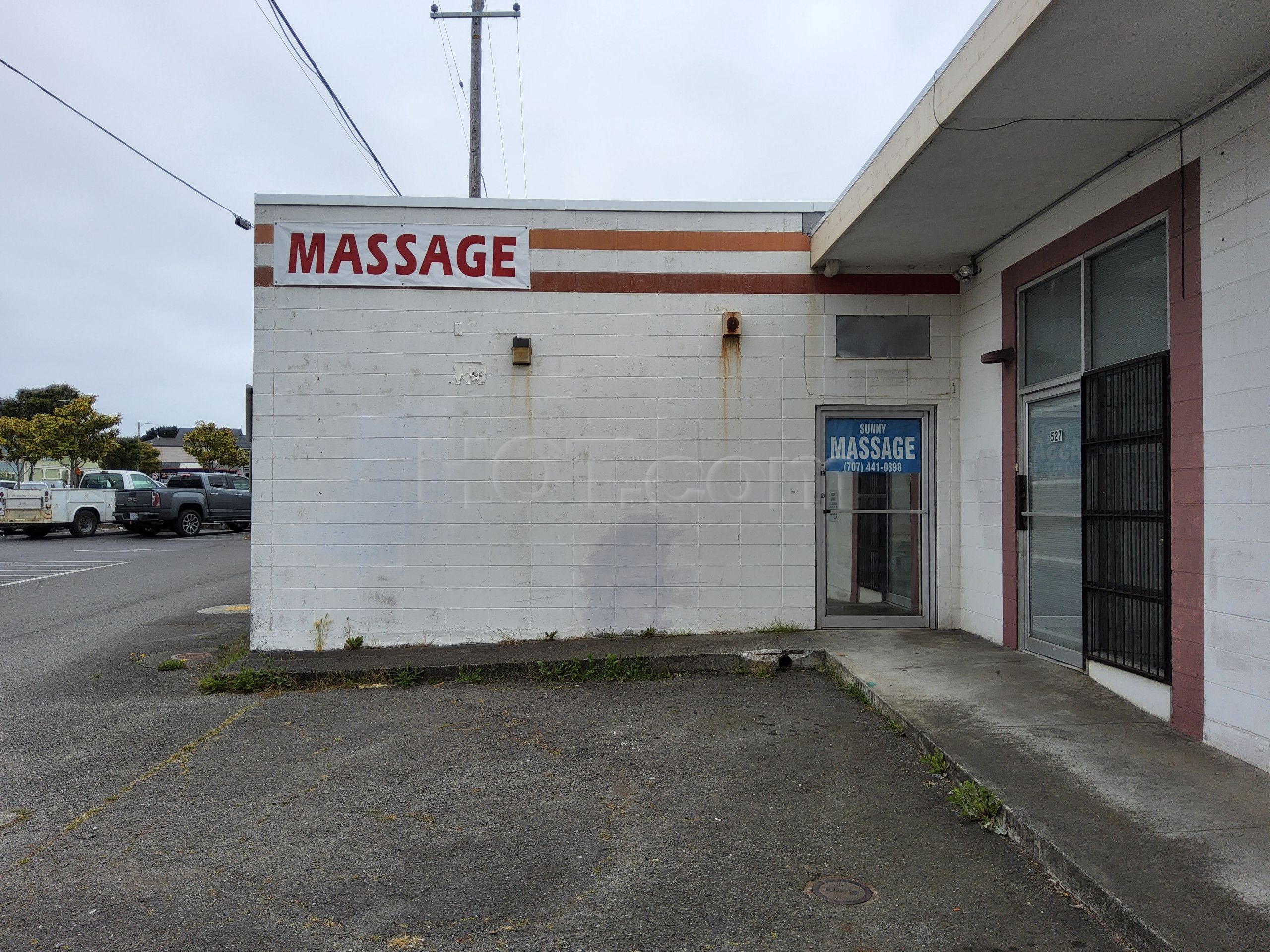 Eureka, California Sunny Massage