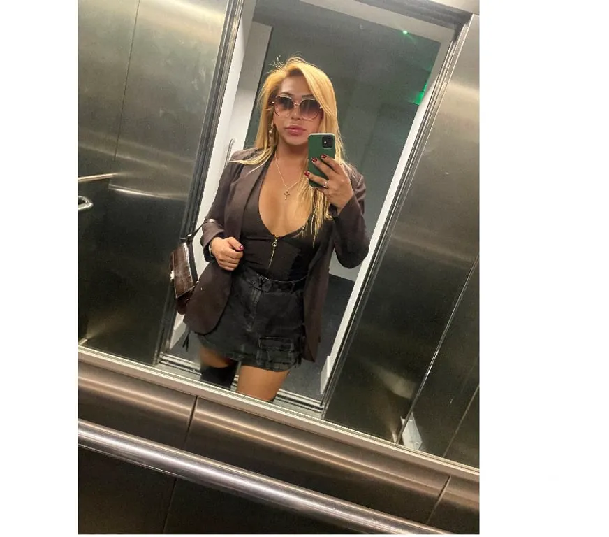 Escorts Sheffield, England Selene TS XL🌹 top and bottom very fuccional 🍆🍑