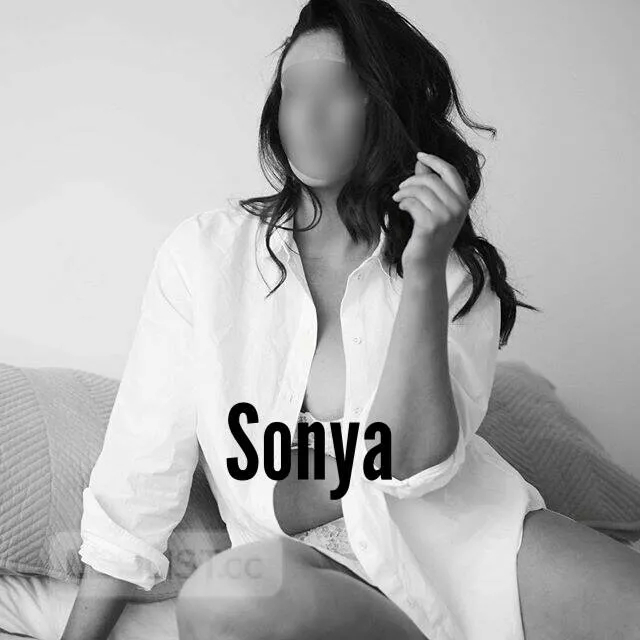 Escorts Winnipeg, Manitoba SONYA