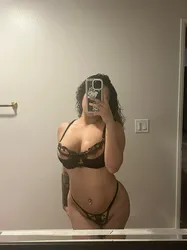 Escorts Zurich, Switzerland Gwenaelle