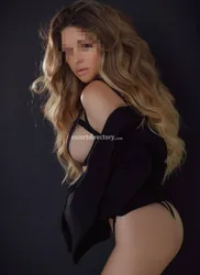Escorts Abu Dhabi, United Arab Emirates Veronika