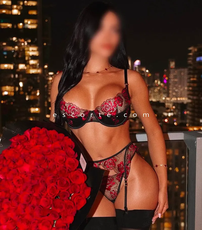 Escorts Paris, France AnissaXx