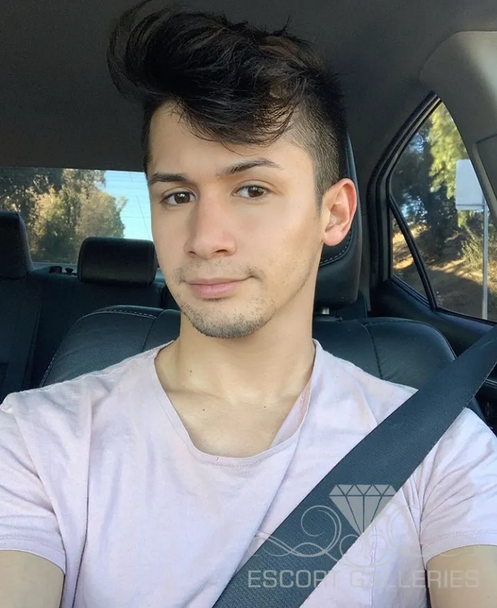 Escorts Washington, District of Columbia Thomas