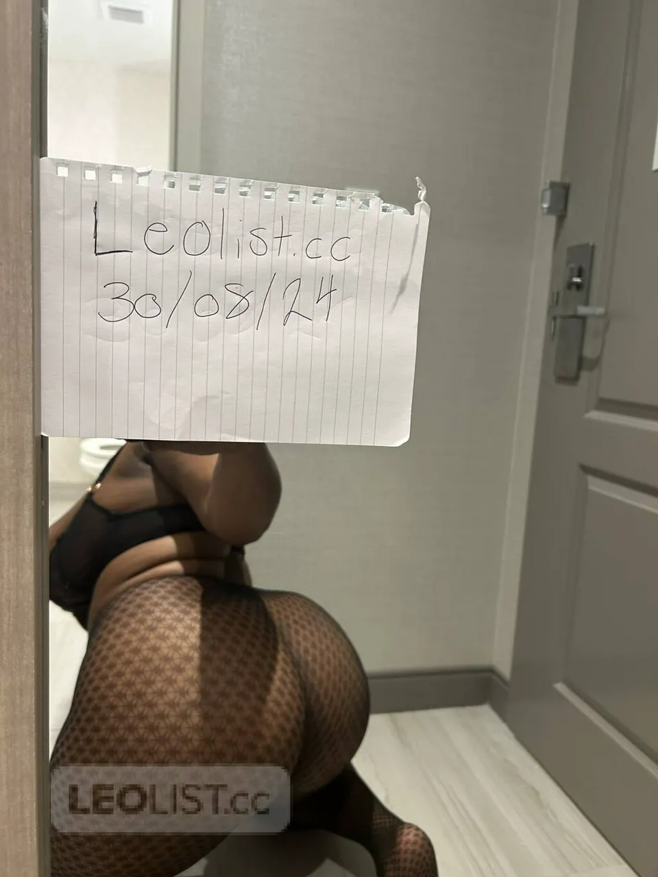 Escorts Cambridge, Ontario new in town busty thick ebony goddess ready to squirt