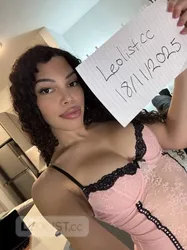 Escorts Mississauga, Ontario Caressa