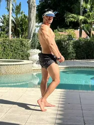 Escorts Hallandale Beach, Florida HANDSOME_BABY