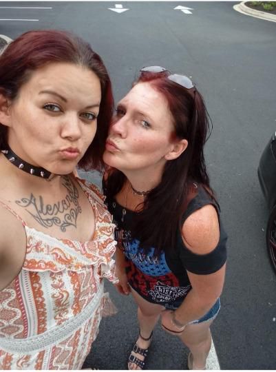 Escorts Bowling Green, Kentucky Lollyluvzyou & Kat