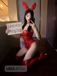 Escorts Red Deer, Alberta Ella 587.781.0100