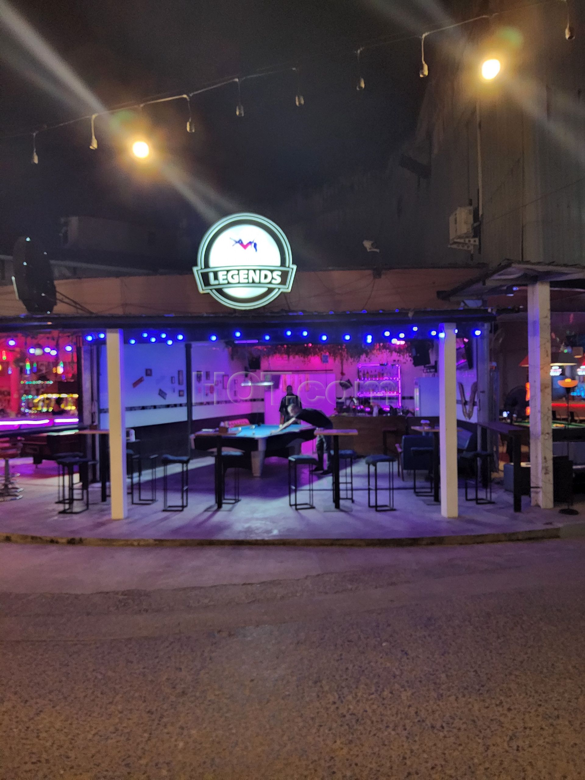 Ko Samui, Thailand Legends Bar