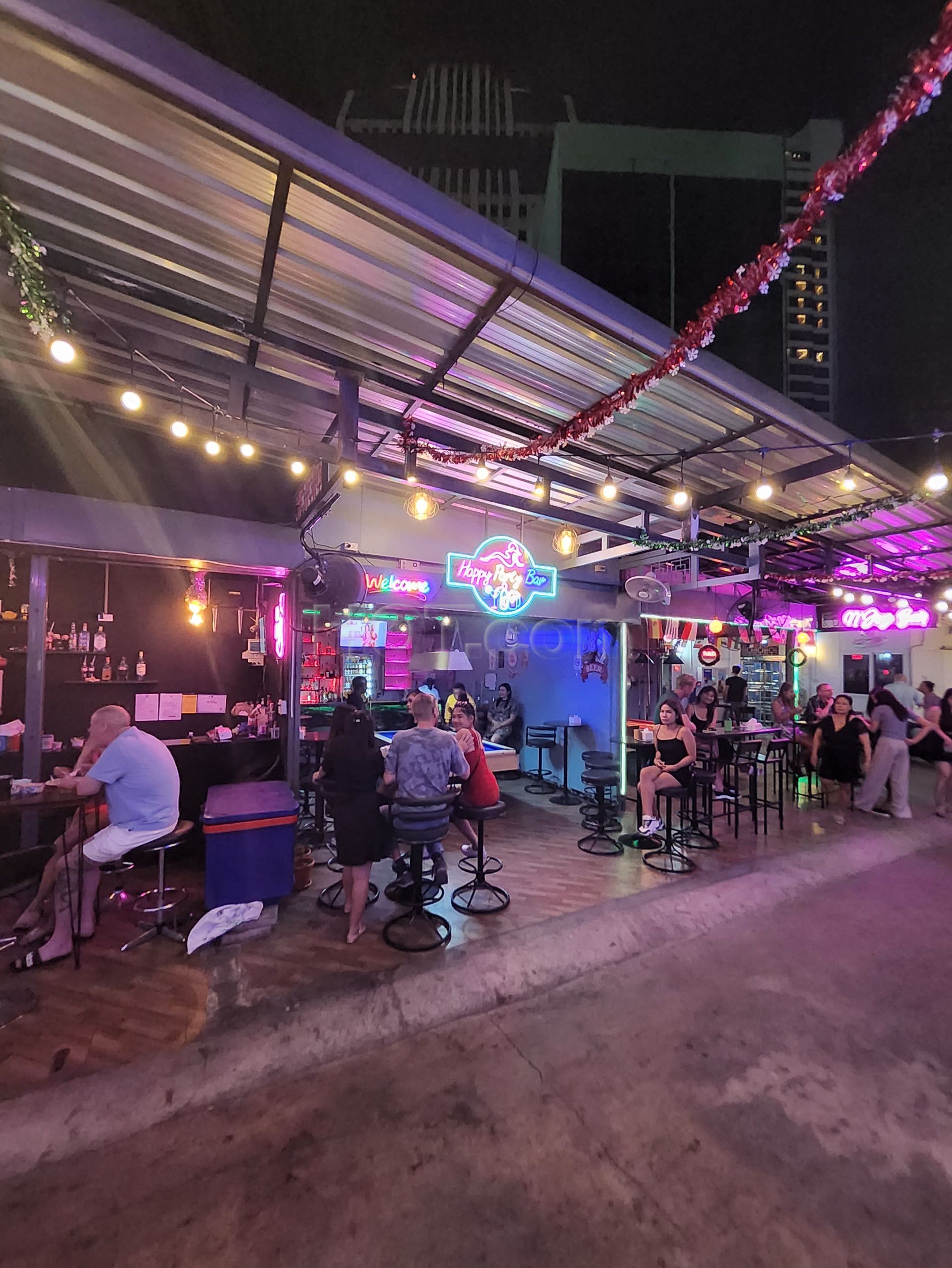 Bangkok, Thailand Happy Party Bar