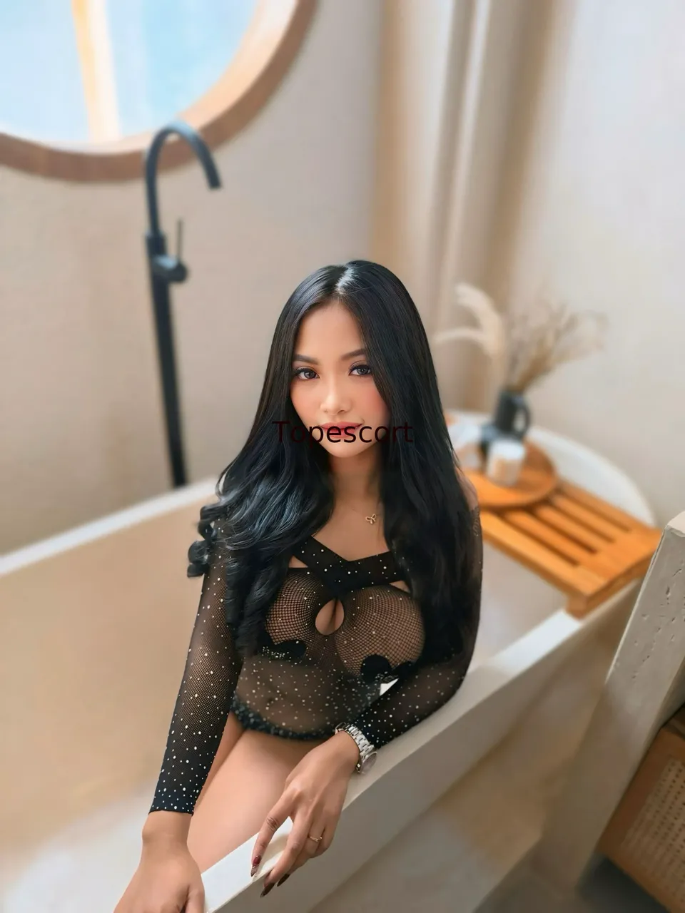 Escorts Bali, Indonesia Alda