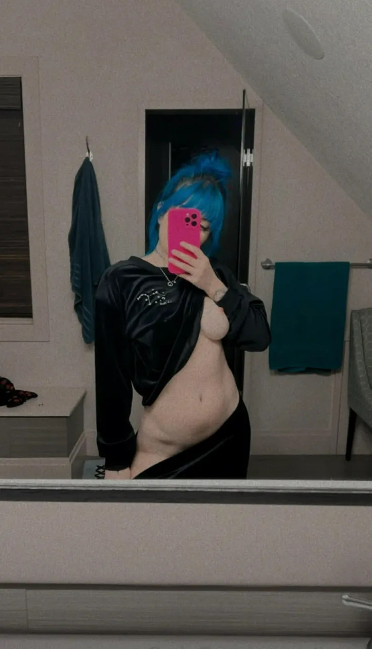 Escorts Etobicoke, Ontario Emmily