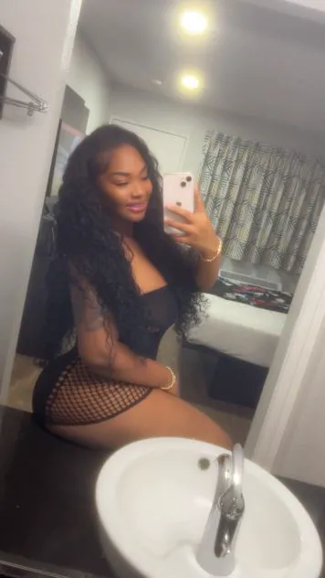 Escorts Lancaster, California Skylar