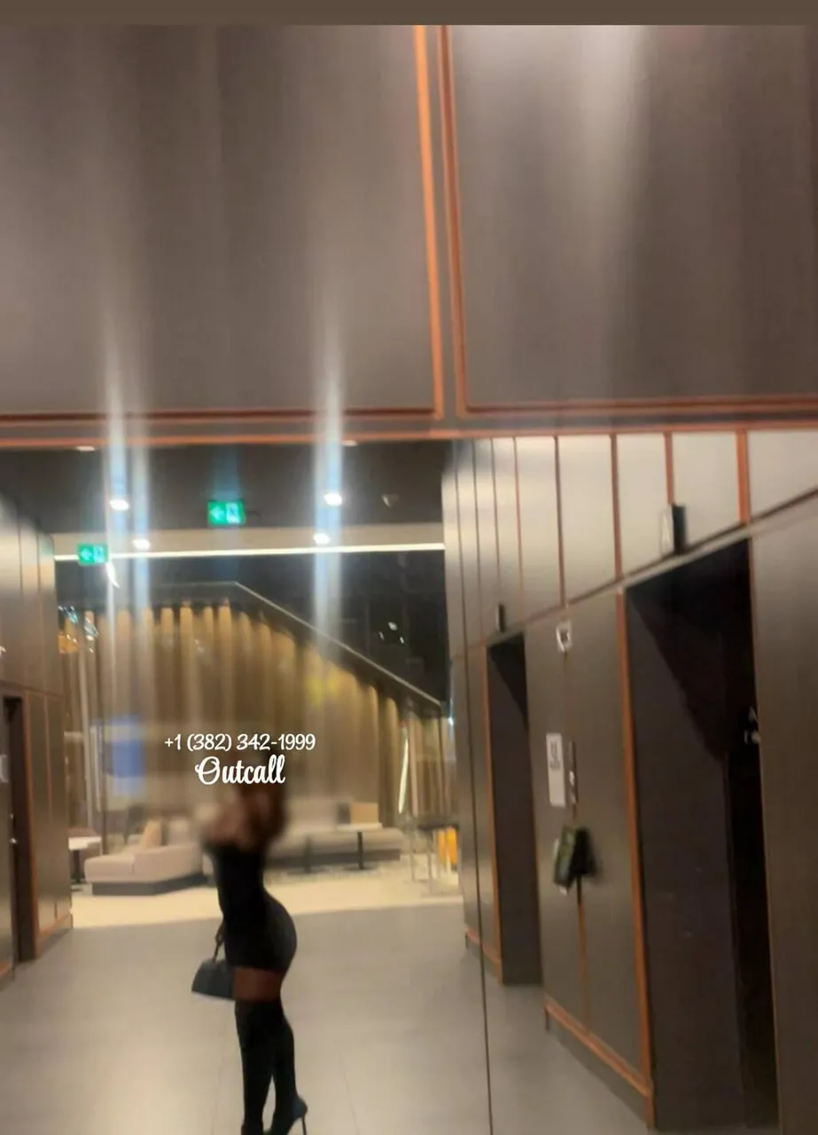 Escorts Niagara Falls, Ontario Sexxie's