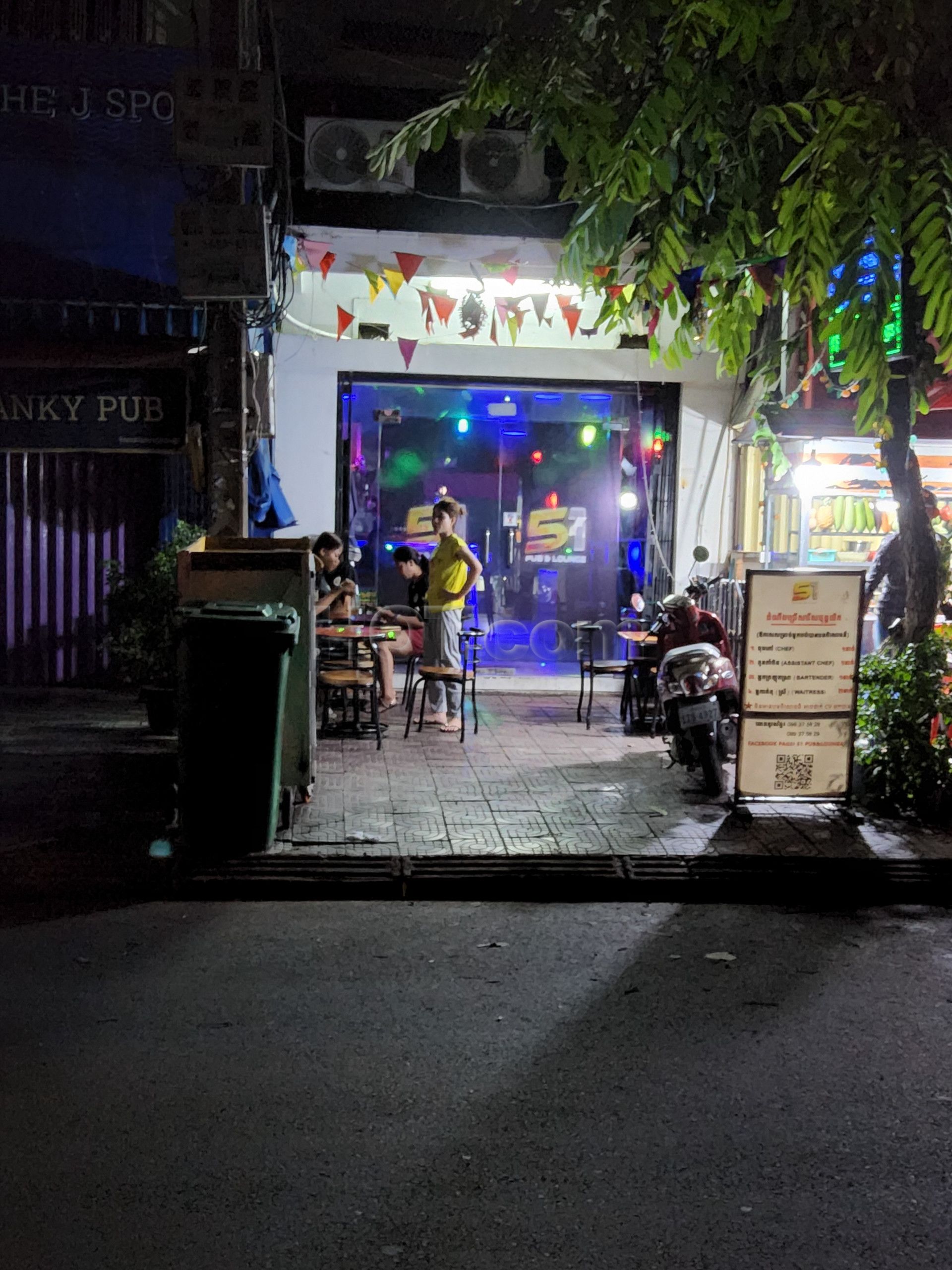 Phnom Penh, Cambodia 51 Pub & Lounge