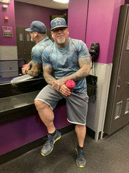 Escorts Washington, District of Columbia Tattooed up muscle daddy