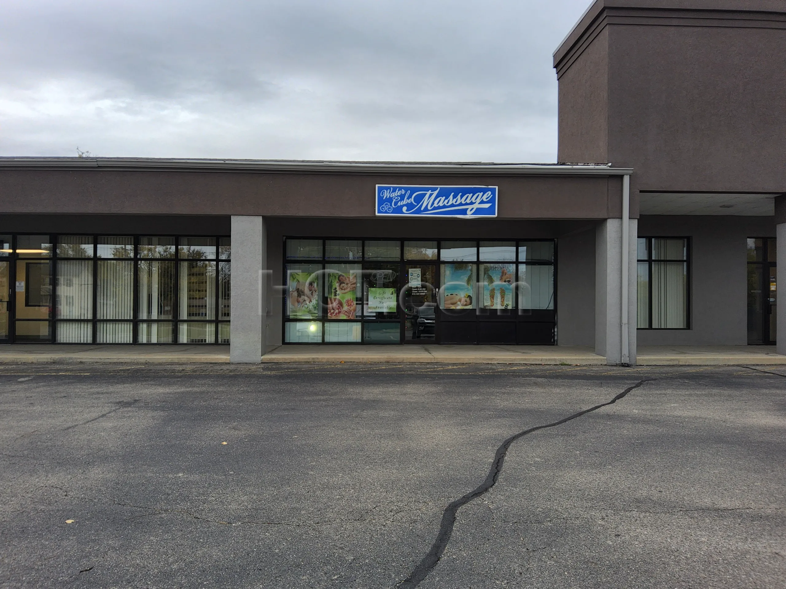 Middletown, Ohio Water Cube Massage